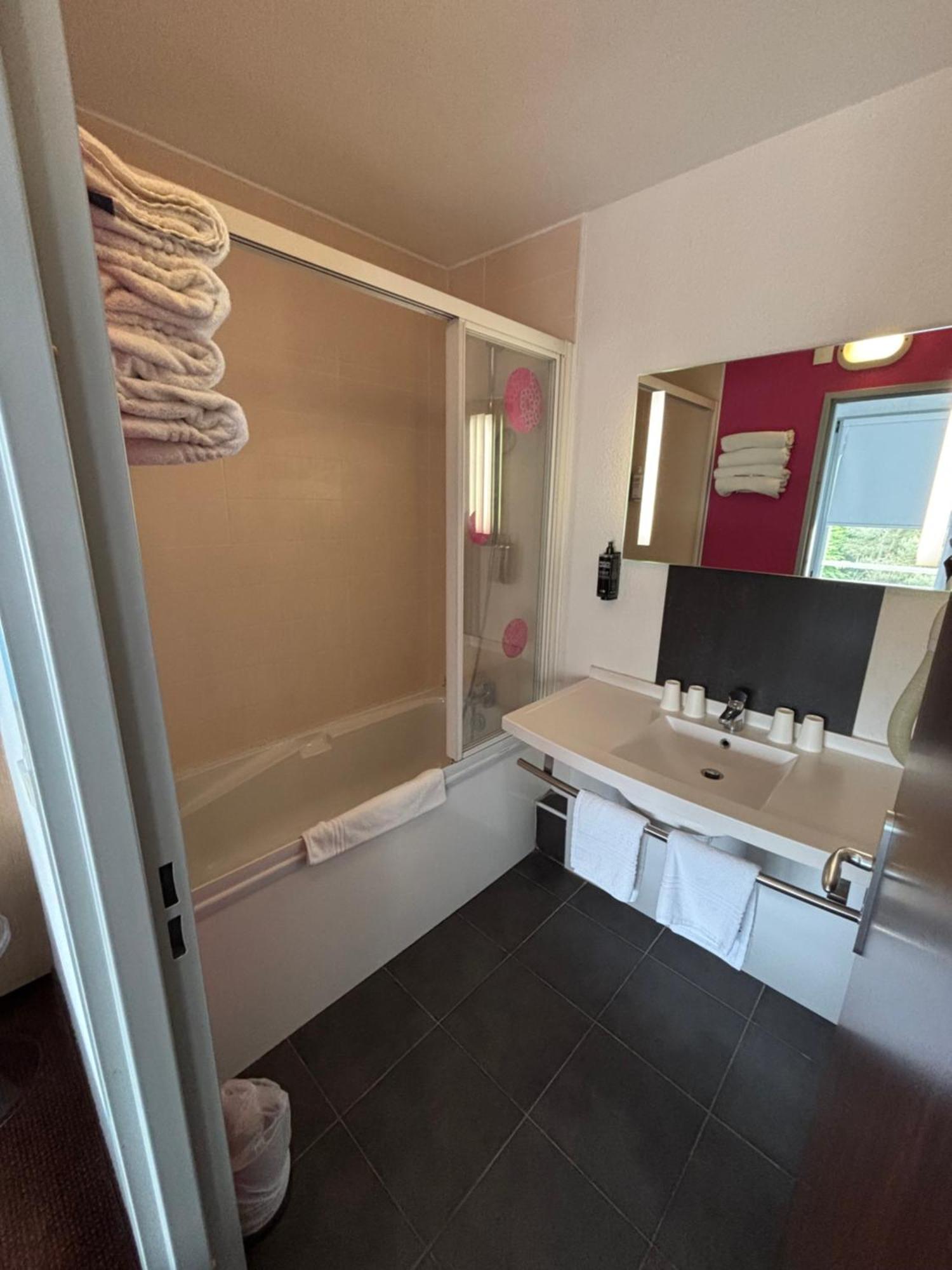 Ibis Styles Bethune Bruay La Buissiere Luaran gambar