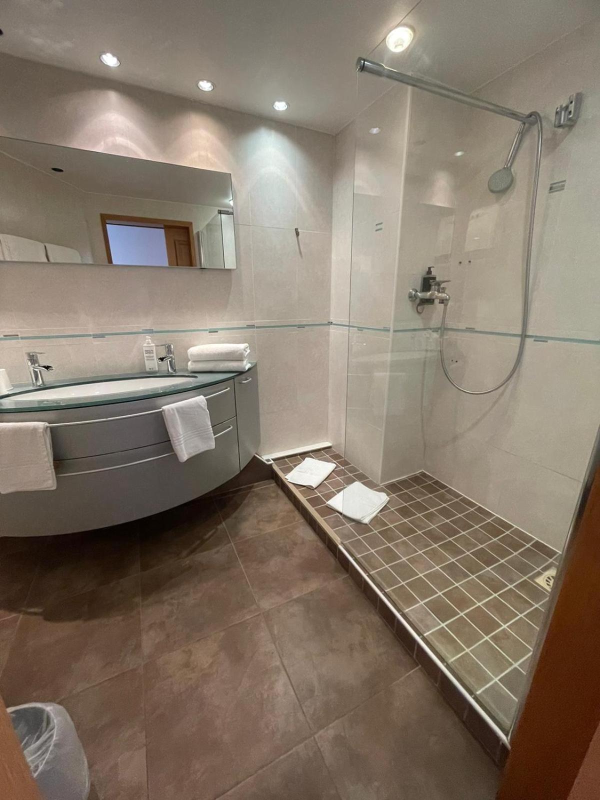 Ibis Styles Bethune Bruay La Buissiere Luaran gambar